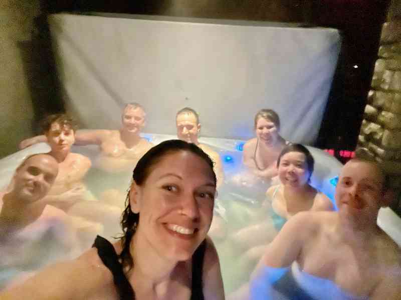 Hot Tub (2022-Feb-5)