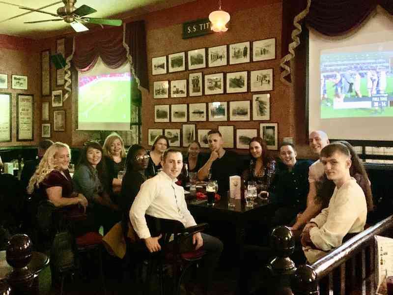 Spontaneous Pub Night