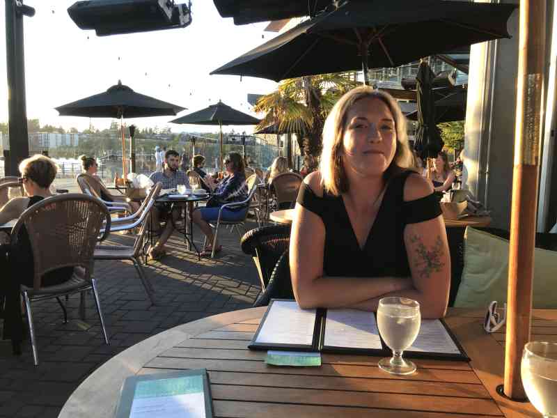 Glo Restaurant + Lounge