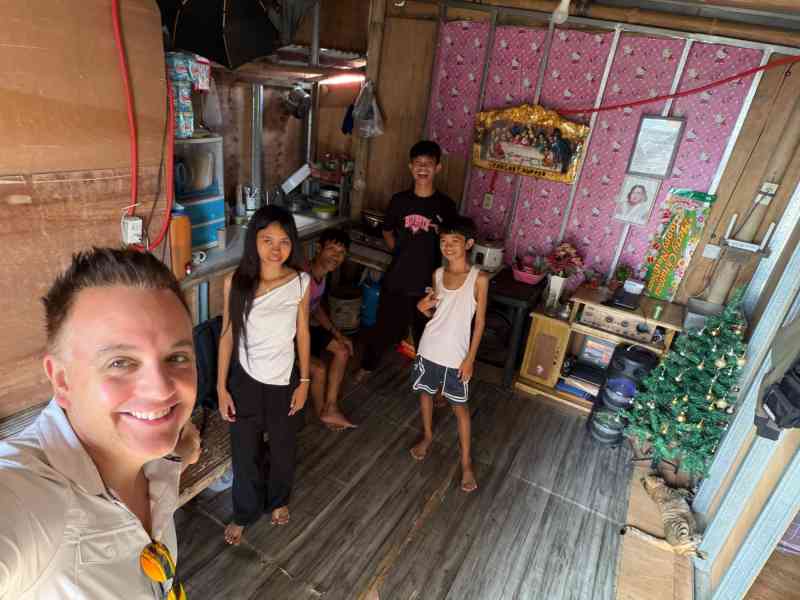 2025-12-03 09.30.12 _ IMG_2528 - Ann's Family