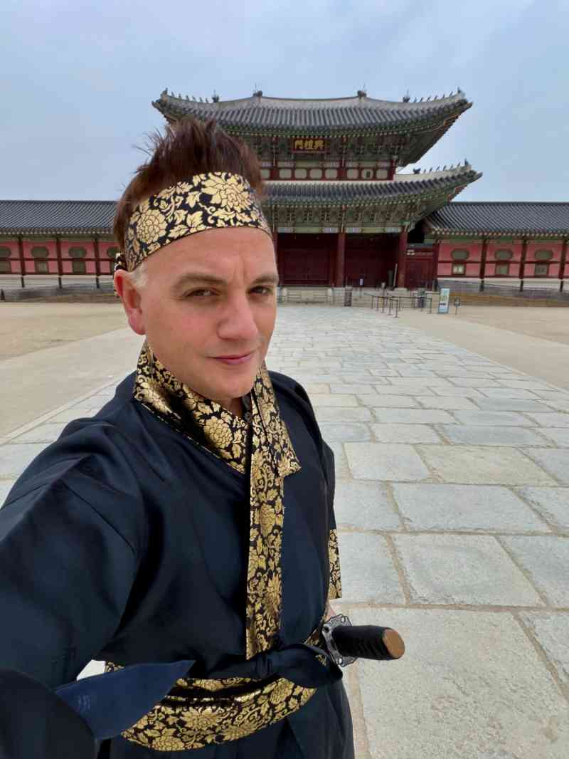 Gyeongbokgung Palace & Changing of Guards