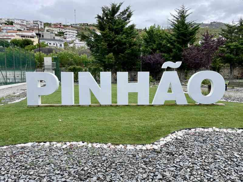 Pinhão - Rabelo Boat 1-Hour Guided Tour