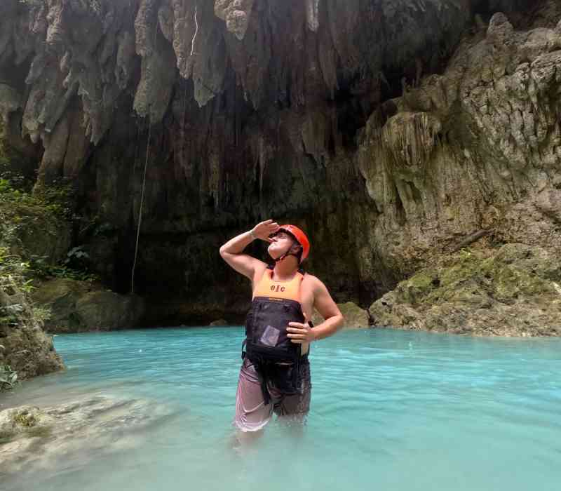 Canyoneering Kawasan Falls and Zip Line