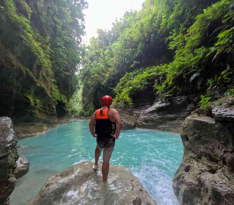 Canyoneering Kawasan Falls and Zip Line