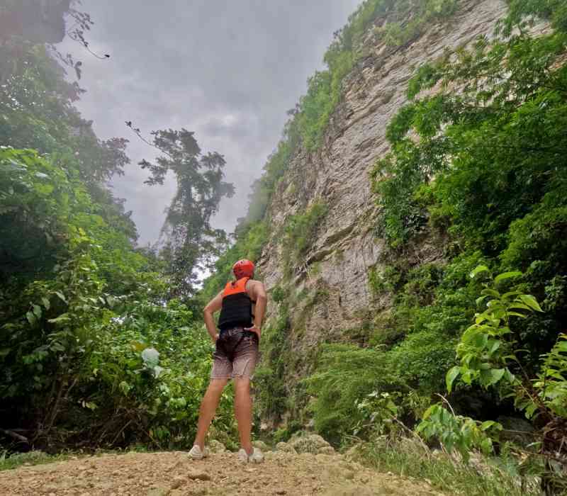 Canyoneering Kawasan Falls and Zip Line
