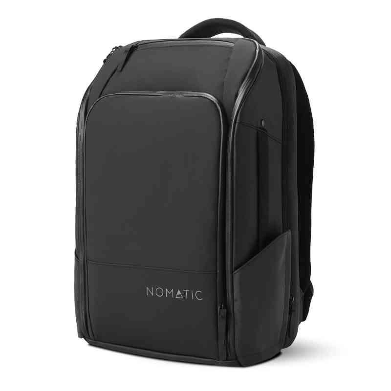 aTRPK30-BLK-02_TravelPack20L_Nomatic_AngleFront_1800x1800.jpg